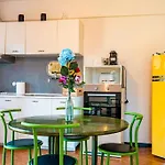 Hébergement de vacances Rainbow House- With Jacuzzi-wifi-garden-balcony-parking Avegno