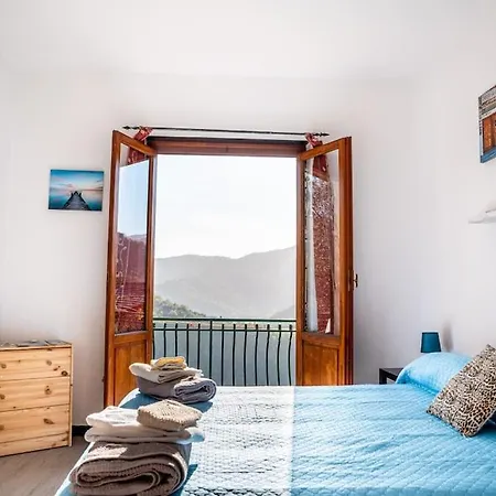 Rainbow House- With Jacuzzi-wifi-garden-balcony-parking Avegno